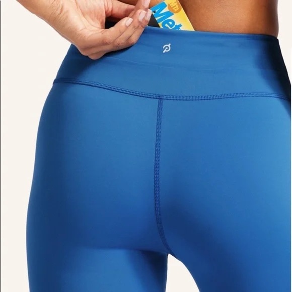 Peloton Move Mission Capri Blue Leggings - Picture 3 of 7